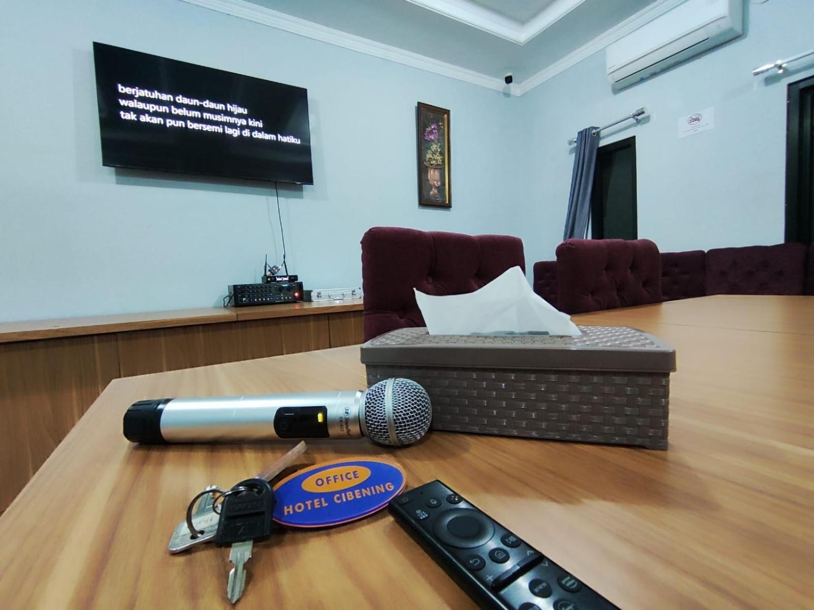 Hotel Cibening Purwakarta Luaran gambar
