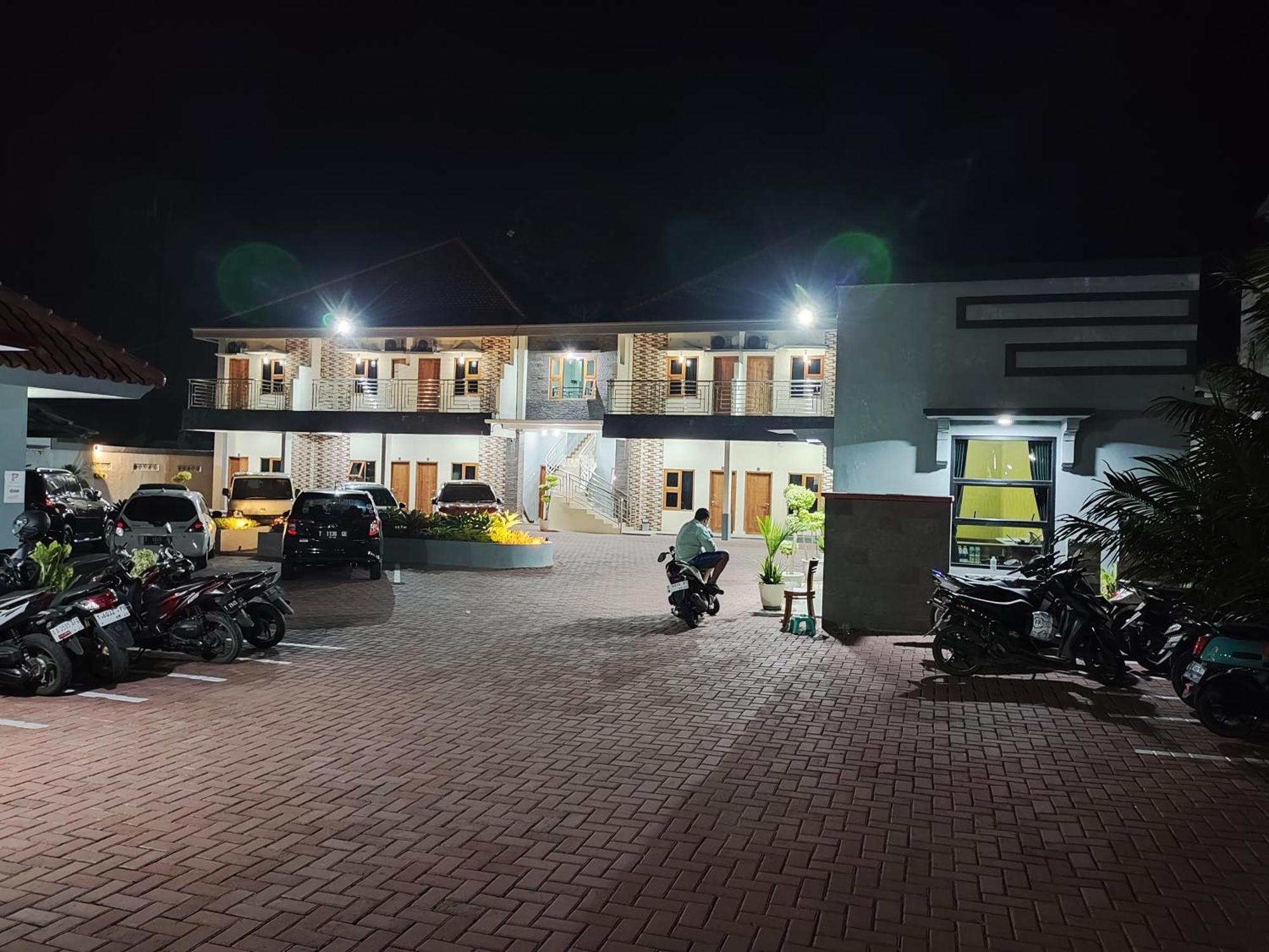 Hotel Cibening Purwakarta Luaran gambar