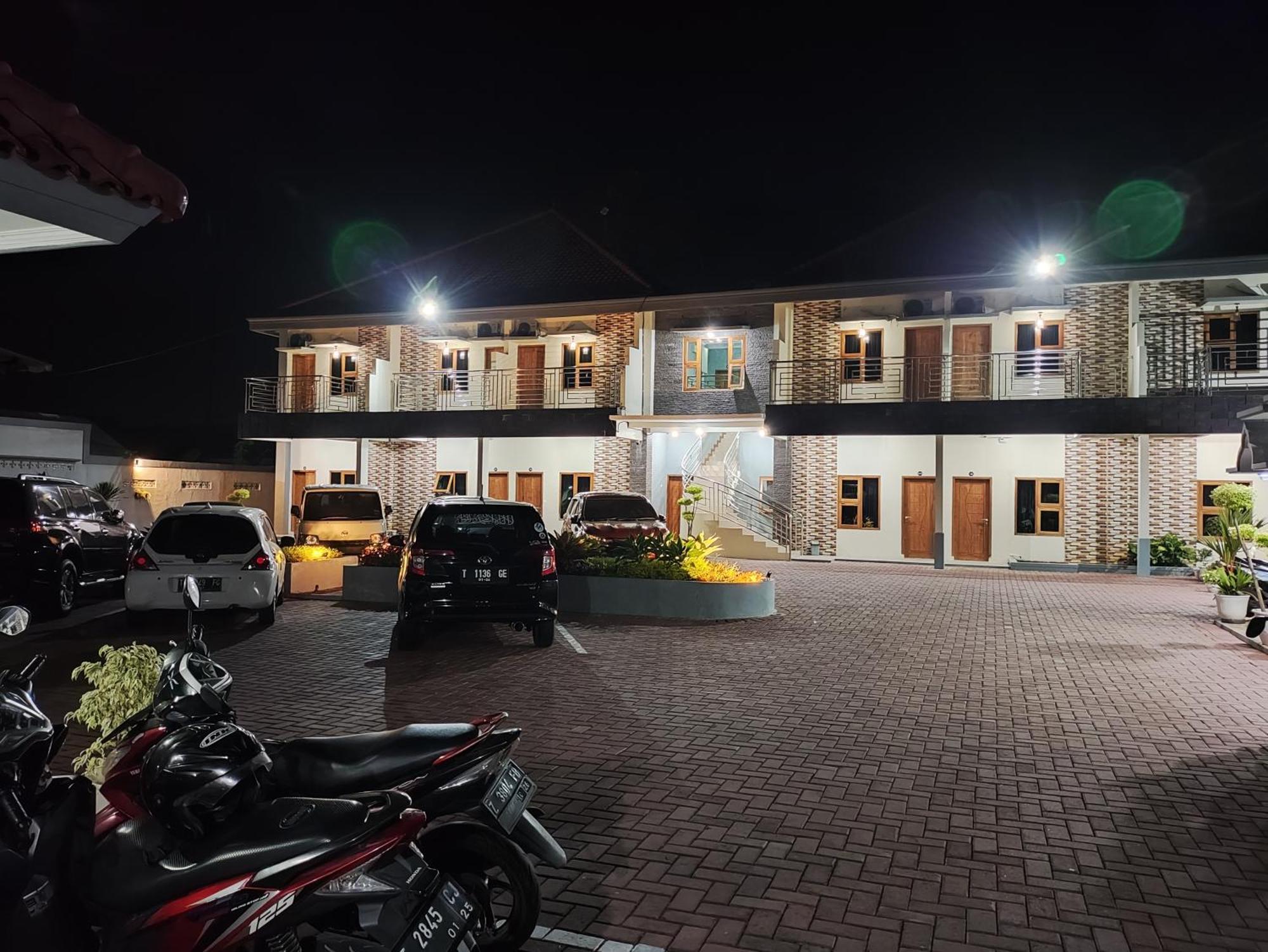 Hotel Cibening Purwakarta Luaran gambar