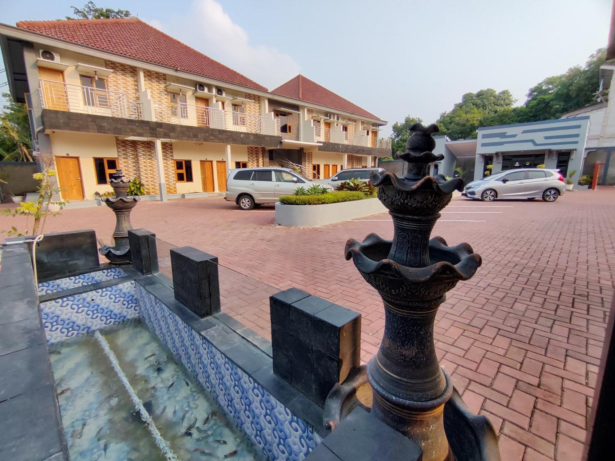 Hotel Cibening Purwakarta Luaran gambar